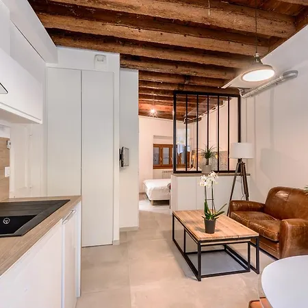 Apartment Luckey Homes - Montee Du Garillan Lyon